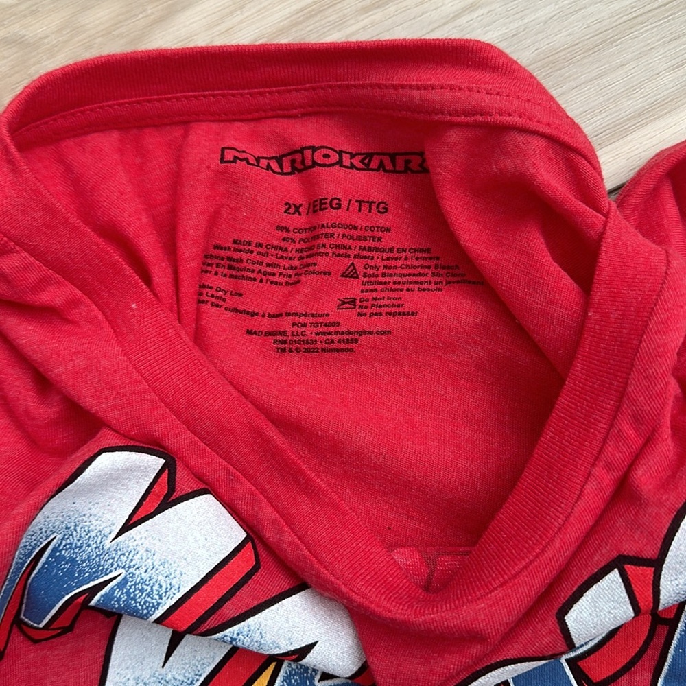 Mario Comics tee shirt brand new never worn I have a lot of different kinds - Picture 3 of 3